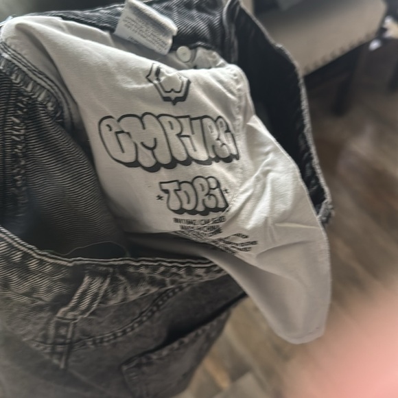 Empyre Black Acid Wash Jorts - Picture 4 of 4